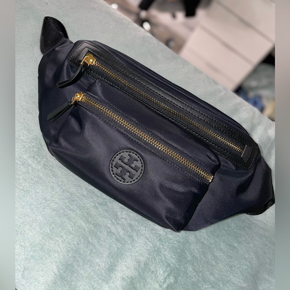 New Tory Burch Black Belt Bag